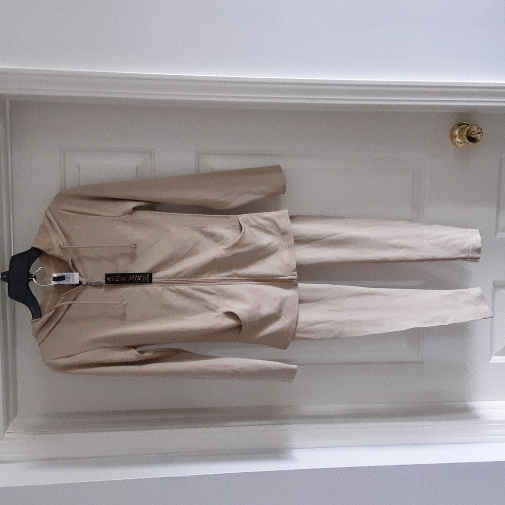 2 piece leisure jacket and leggings